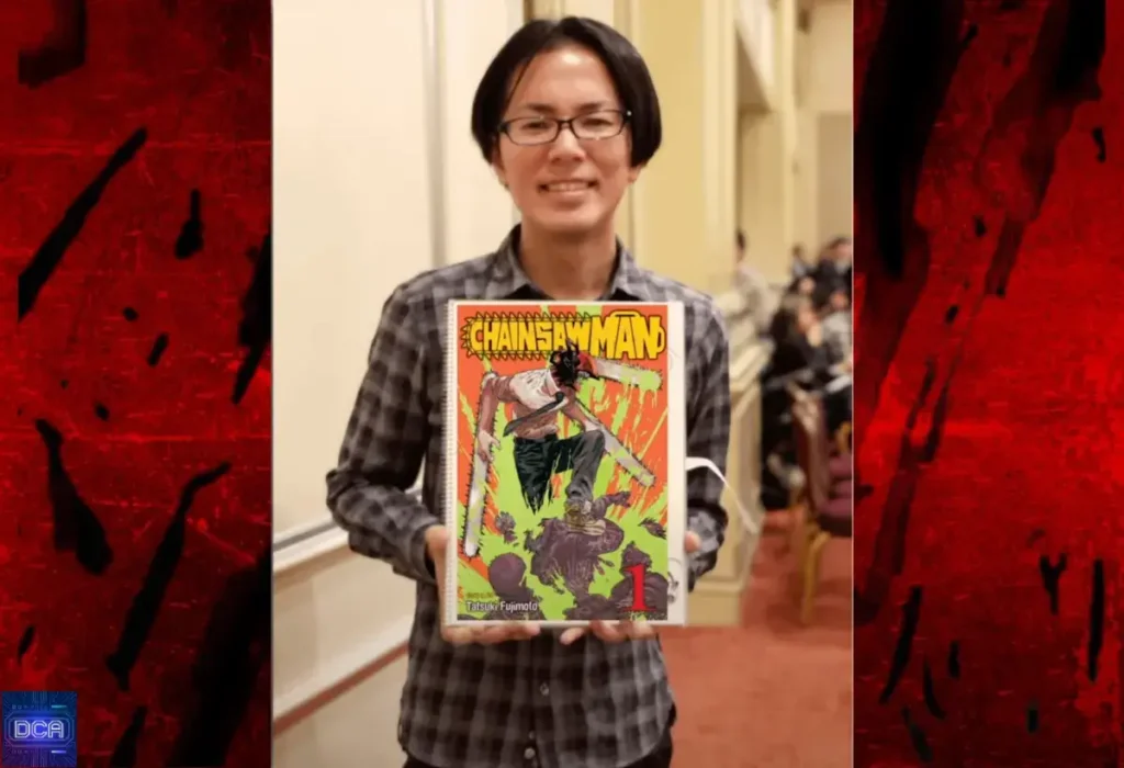 Foto de Tatsuki Fujimoto, o mangaká e criador de Chainsaw Man, ilustrando a análise sobre sua mente de gênio cinéfilo e a linguagem cinematográfica por trás da obra.
