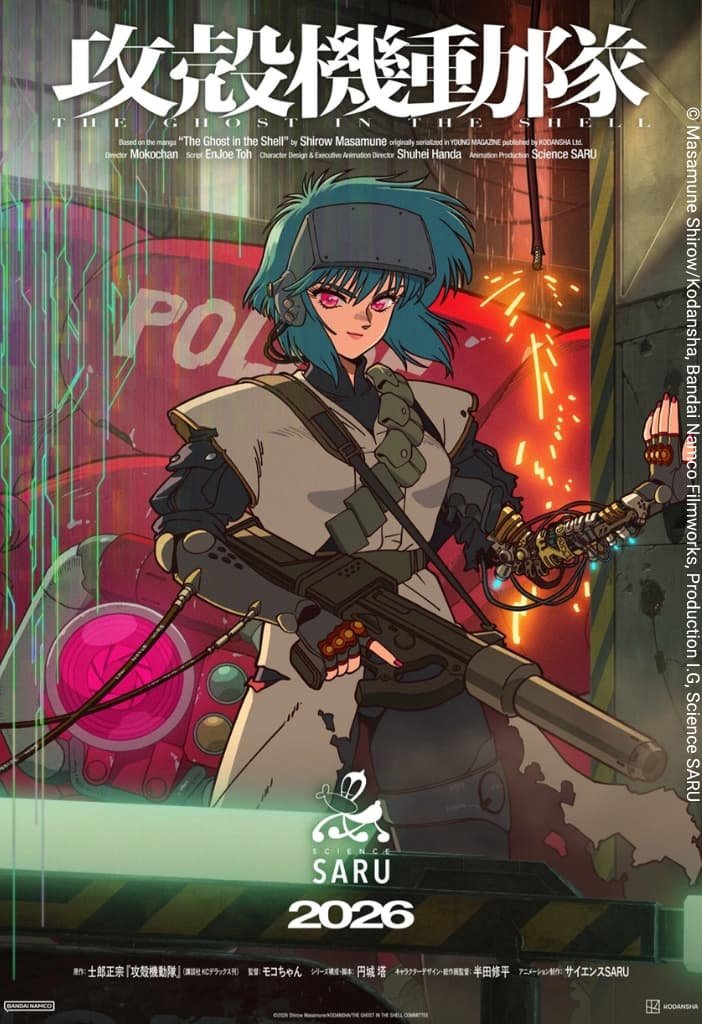 Motoko Kusanagi armada e pronta para o combate em uma vibrante atmosfera cyberpunk, transmitindo a ação tática e o perigo constante que definem o universo de THE GHOST IN THE SHELL.